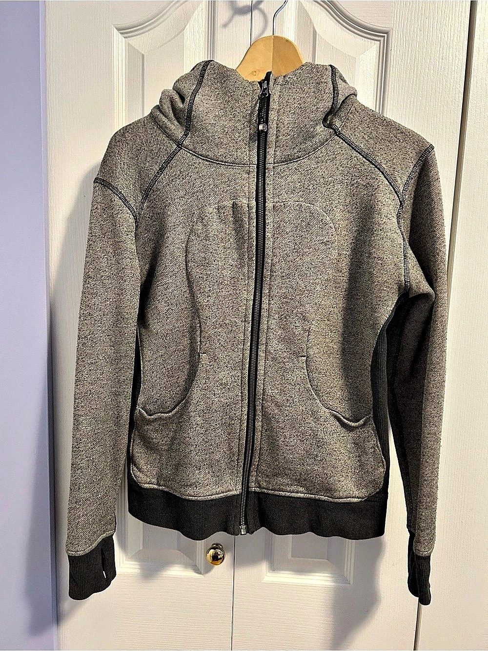 Lululemon Scuba Hoodie II Gray & Black Hooded Zip Jacket